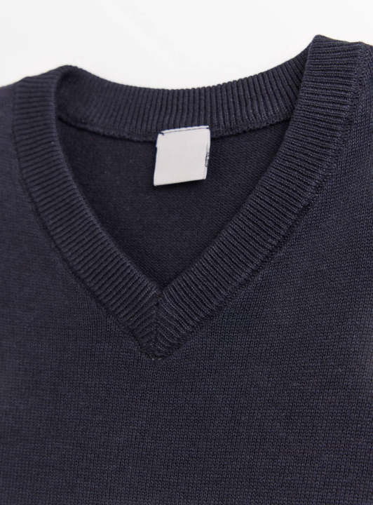 Boys%20V-Neck%20Long%20Sleeve%20Cotton%20Sweater%20From%20Levin%20-%20Image%205