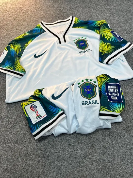 Brazil%202026%20world%20cup%20Home%20Jersey%20(Logo%20Embroidery)%20Thai%20premium%20National%20Team%20Football%20Jersey%20-%20Image%202