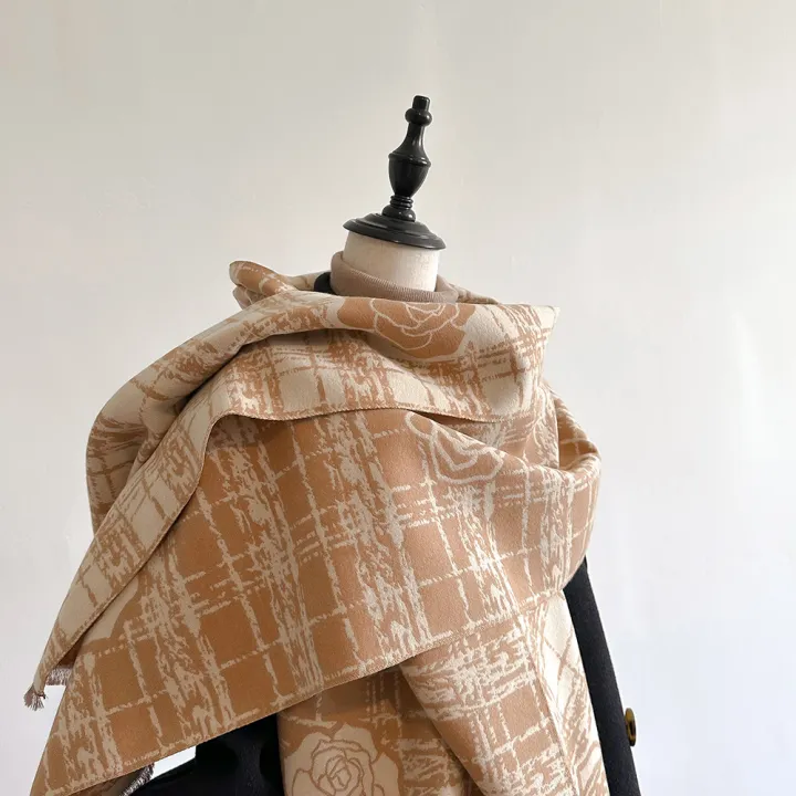 Sense%20of%20luxury,%20temperament,%20imitation%20cashmere%20scarf,%20women's%20small%20fragrance,%20double-sided%20rose,%20tide%20shawl,%20imitation%20cashmere%20thickened%20-%20Image%203