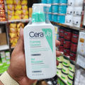 CeraVe Foaming Cleanser for Normal to Oily Skin with Niacinamide and 3 Essential Ceramides (France) 236ml.