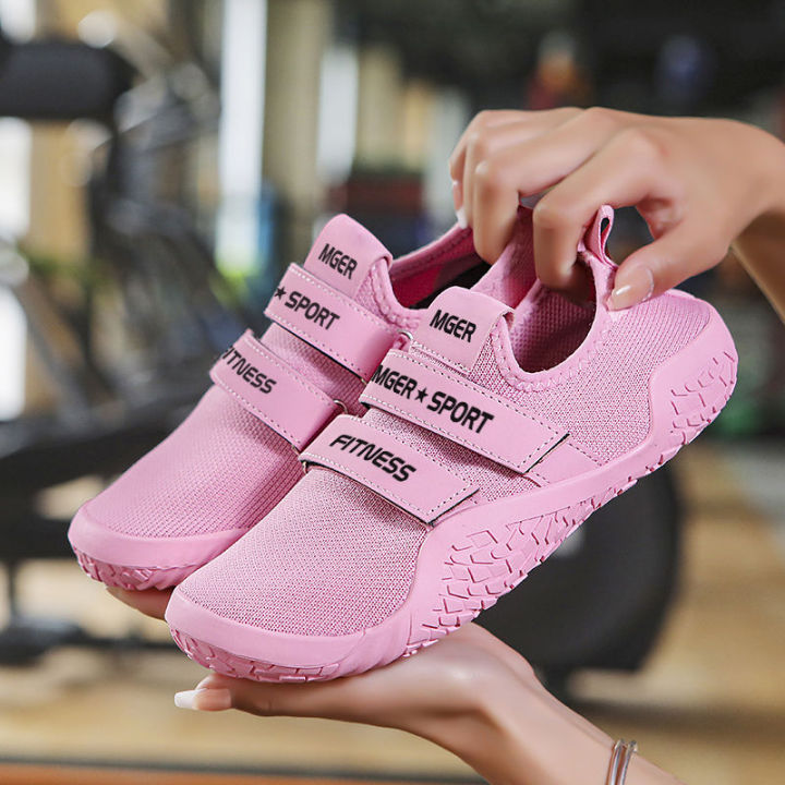 Indoor%20Fitness%20Shoes%20Squat%20Hard%20Pull%20Shoes%20Men's%20Anti-Slip%20Strength%20Training%20Shoes%20Women's%20Bare%20Feet%20Aerobics%20Beautiful%20Yoga%20Shoes%20-%20Image%202