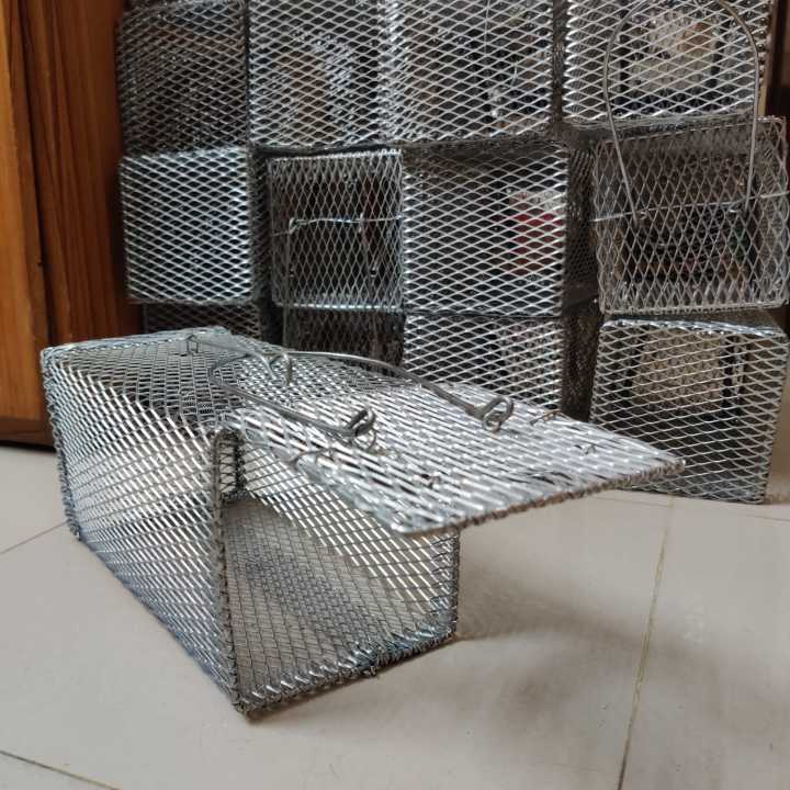 Rat%20/%20Mouse%20Catching%20Trap%20Cage%20(1%20Piece)%20%E2%80%93%20Effective,%20Easy-to-Use,%20Reusable%20Rodent%20Trap%20for%20Small%20&%20Big%20Rats,%20Humane%20Mouse%20&%20Rat%20Catcher%20%7C%20Effective%20&%20Humane%20Rat%20/%20Mouse%20Trap%20Cage%20for%20Home%20or%20Office%20or%20Store%20Room%20Use%20%7C%20Say%20goodbye%20to%20unwanted%20Rat%20/%20Mouse%20-%20Image%205