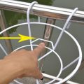 Iron Hanging 8 Inchi Flower Pot Holder Balcony Flower Pot Holder Round Metal Planter for Indoor Outdoor Garden Patio Fence. 