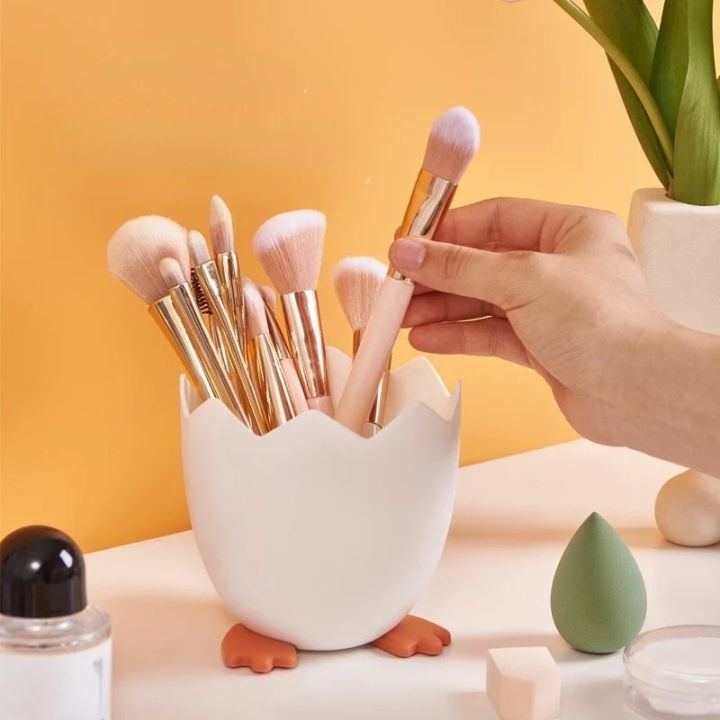 Kawaii%20Eggshell%20shape%20Pen%20Pencil%20Pot%20Pen%20Holder%20Stationery%20Storage%20Container%20Desk%20Organizer%20Cosmetic%20Storage%20Makeup%20Brush%20Bucket%20-%20Image%203