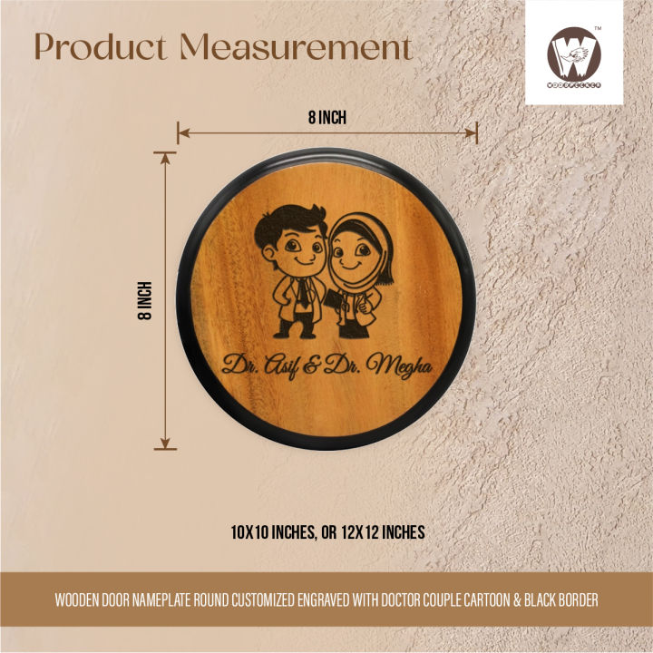 Wooden%20Door%20nameplate%208x8/10x10/12x12%20inch%20round%20customized%20engraved%20with%20Doctor%20couple%20cartoon%20%20&%20black%20border%20-%20Image%203