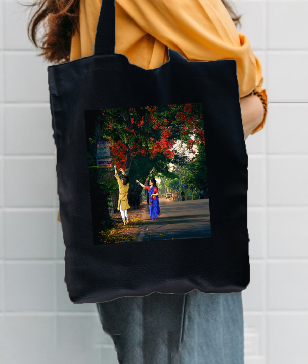 Trinklet%20Premium%20Bengali%20Couple%20Printed%20Canvas%20Tote%20Bag%20with%20Zipper%20for%20Girls%20-%20Image%207