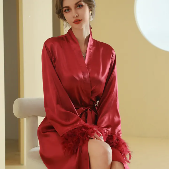 Bride%20Morning%20Robe%20Women's%20Homewear%20Clothes%20with%20Feather%20Decor%20Long%20Nightgown%20for%20Wedding%20Makeup%20Team%20Bridesmaid%20Robes%20-%20Image%205
