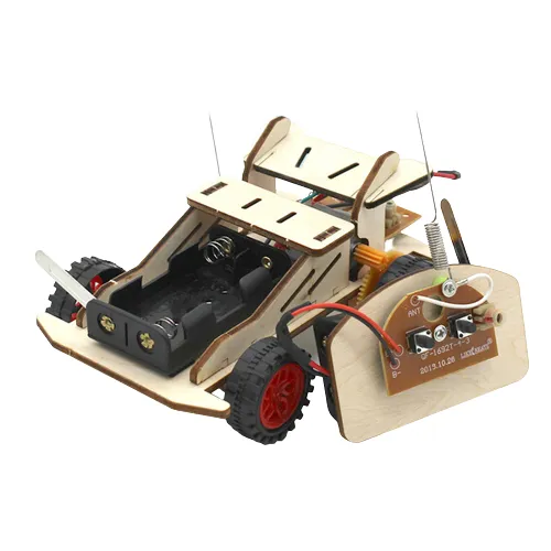 WT0003%20Remote%20Control%20%E2%80%93%20Four%20Wheeled%20DIY%20Wooden%20Toy%20Car%20Kit%20-%20Image%202