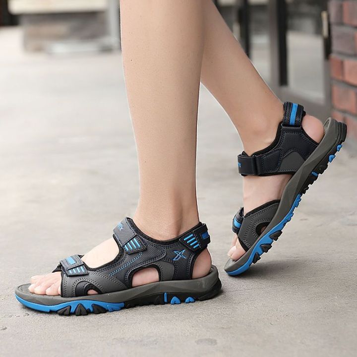 2023Summer%20Youth%20Sports%20Sandals%20Men's%20Junior%20High%20School%20Student%20Slippers%20Leather%20All-Match%20Non-Slip%20Soft%20Bottom%20Beach%20Shoes%20-%20Image%209