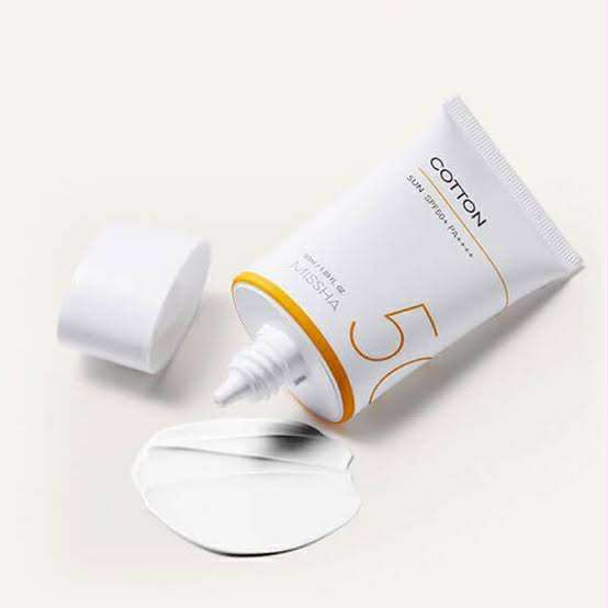 Missha%20All%20Around%20Safe%20Block%20Cotton%20Sun%20SPF50+%2050ml%20-%20Image%203