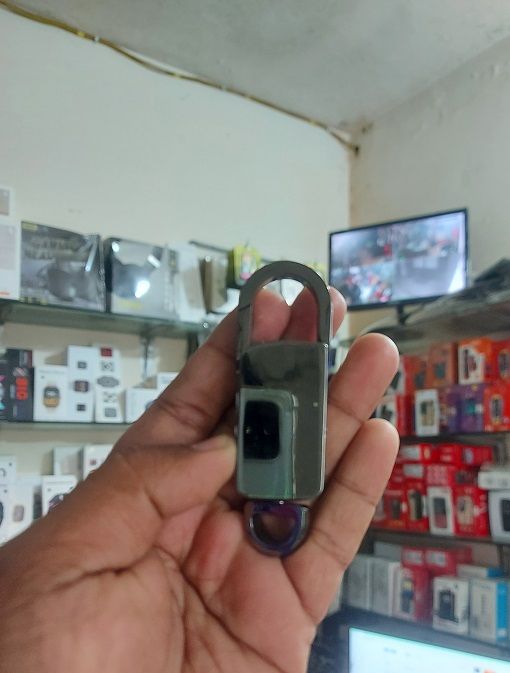 Voice%20Recorder%20Keychain%204GB%20Metal%20Body%20Mp3%20Music%20Option%20-%20Image%205