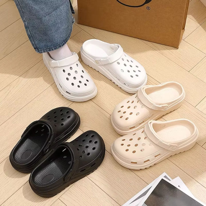 Unisex%20Black%20EVA%20Foam%20Clogs%20Lightweight%20Slip-On%20Sandals%20with%20Ventilation%20Holes,%20Non-Slip%20Sole,%20Waterproof%20&%20Washable%20for%20Indoor/Outdoor%20Use%20%20%20Popular%20Hole%20Shoes%20Summer%20High%20Heel%20Thick%20Sole%20Anti%20Slip%20Couple%20Beach%20Drifting%20Shoes%20for%20Men%20and%20Women%20-%20Image%207