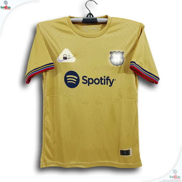 Barcelona%20Short%20Sleeve%20Thai%20Premium%20Football%20Jersey%20For%20Men%20-%20Half%20Sleeve%20Club%20T%20Shirt%20-%20Barcelona%20Jersey%202026-27%20-%20Image%204