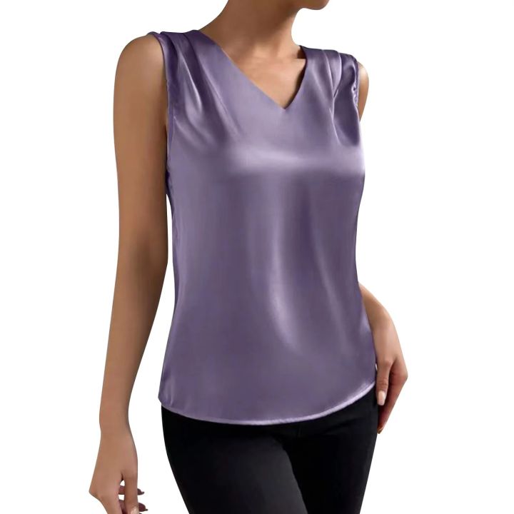 Summer%20Essential:%20Solid%20Color%20Satin%20V-Neck%20Sleeveless%20Tank%20Top%20for%20Women%20-%20Image%204