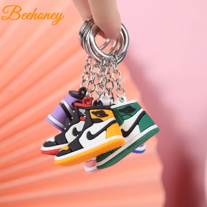 Cute%20mini%20AJ%20shoes%203D%20shoe%20keychain%20keychain%20pendant%20Sneakers%20Keychain%20Key%20Ring%20Fashion%20Airmax%20Yeezy%20Air%20Jordan%20Gift%20for%20man%20-%20Image%202