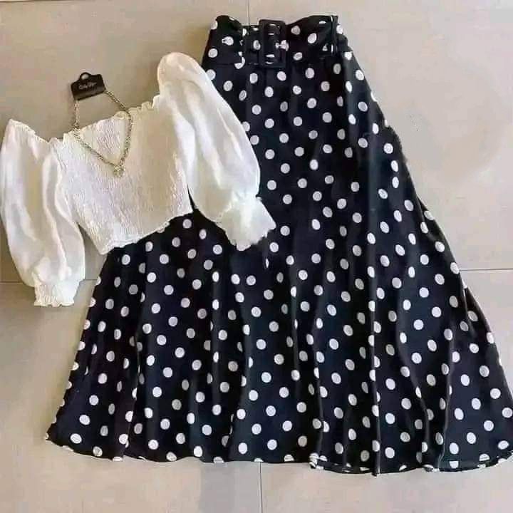 Demanding%20Tops%20and%20Skirts%20Fashionable%20Design%20Two%20Piece%20for%20Women%20&%20Girls%20-%20Image%202
