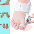 Bunion Corrector Unisex Foot Hallux Valgus Braces Rotatable with Knob Toe Separator Straightener Adjustable for Pedicure. 