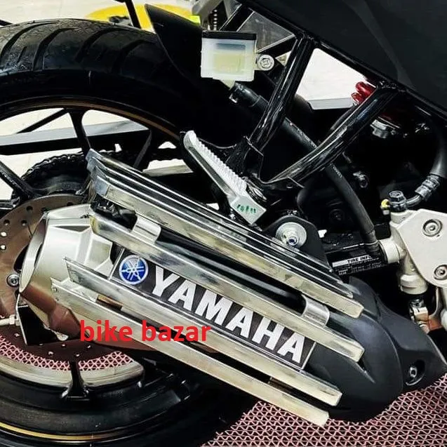 Yamaha%20fz-s%20silencer%20guard%20stainless%20still%20padani%20silencer%20cover%20-%20Image%202