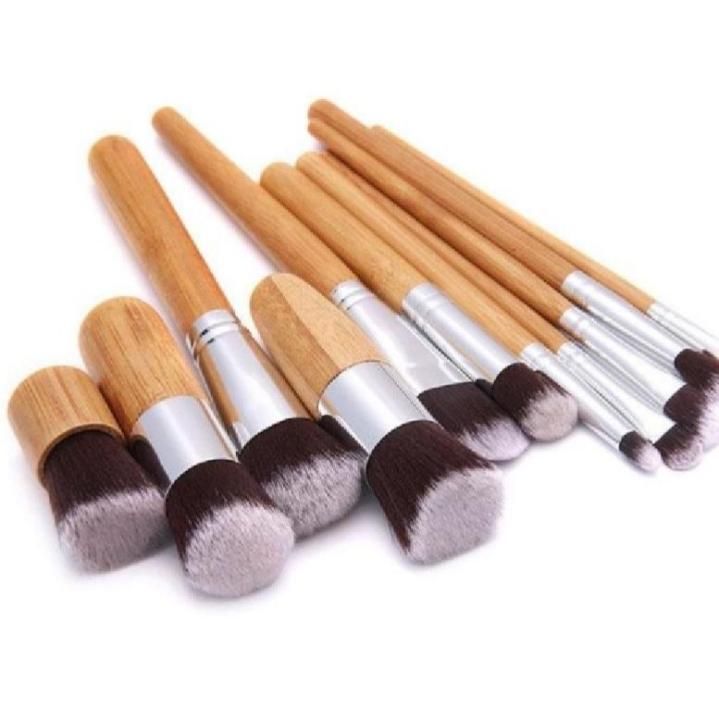 11%20Pieces%20Bamboo%20Handles%20Makeup%20Brushes%20-%20Image%203