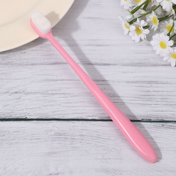 Super%20Soft%20Microfiber%20Tooth%20Brush%20-%20Image%2010