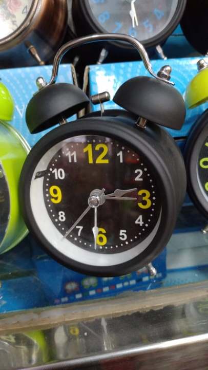Twin%20Bell%20Alarm%20Clock%20Battery%20Operated%20Loud%20Home%20Bedroom%20Quartz%20Alarm%20Clock-Medium%20size%20-%20Image%202