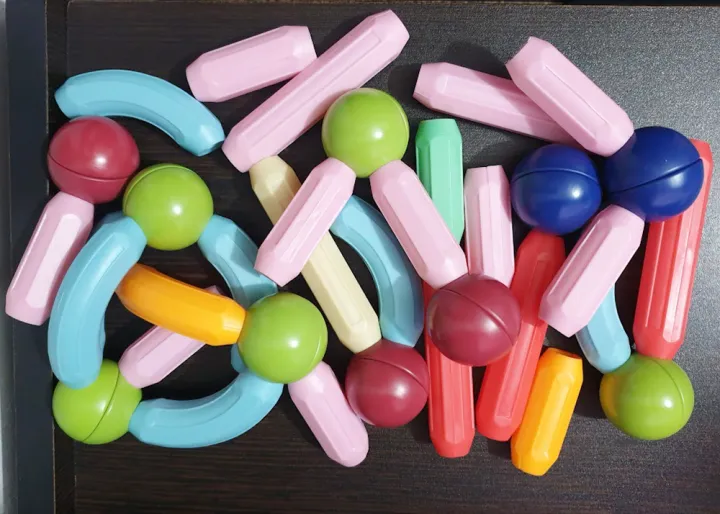 42%20PCS%20Building%20Blocks%20Toy%20Magnetic%20Construction%20Set%20Magnet%20Ball%20Sticks%20Rod%20Games%20Montessori%20Educational%20Toys%20For%20-%20Image%205
