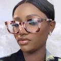 Vintage Design Reading Glasses Designer Glasses Eye Tea Color Eyeglasses Leopard Print Square Frame Optical Glasses for Women. 