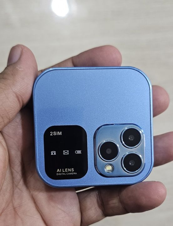 i16%20Pro%20Flip%20Phone%20FM%20Radio%20Magic%20Voice%20Blue%20-%20Image%205
