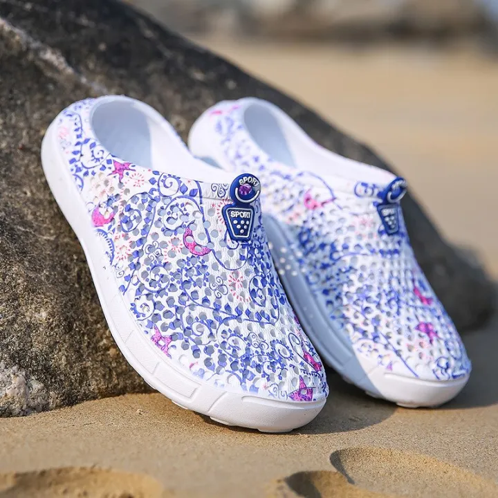 Womens%20Casual%20Clogs%20Breathable%20Beach%20Sandals%20Valentine%20Slippers%20Summer%20Slip%20On%20Women%20Flip%20Flops%20Shoes%20Home%20Shoes%20For%20Uni%20-%20Image%204