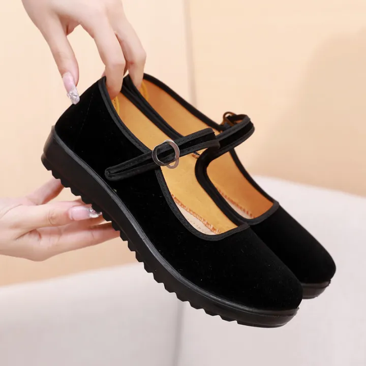 Old%20Beijing%20Cloth%20Shoes%20Women's%20Shoes%20Flat%20Pumps%20Large%20Size%20Work%20Shoes%20Black%20Hotel%20Work%20Shoes%20Non-Slip%20Mom%20Shoes%20Soft%20Bottom%20-%20Image%204