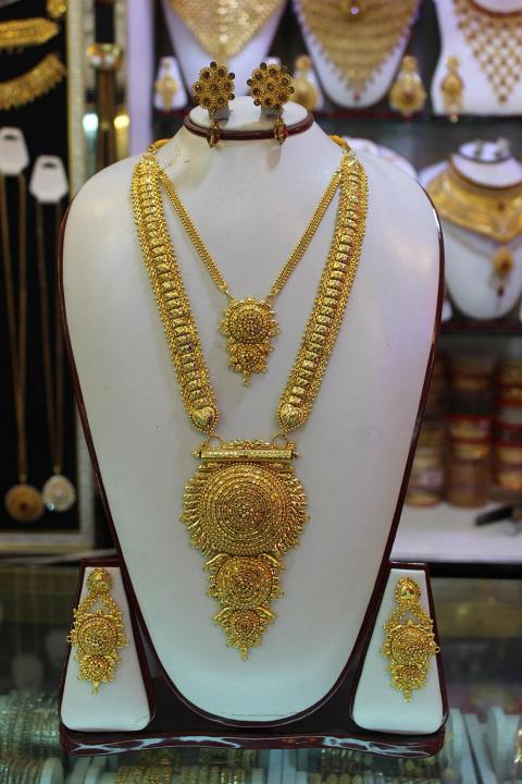 Gold%20Plated%20Necklaces%20Set%20%20for%20Women%20-%20Image%202