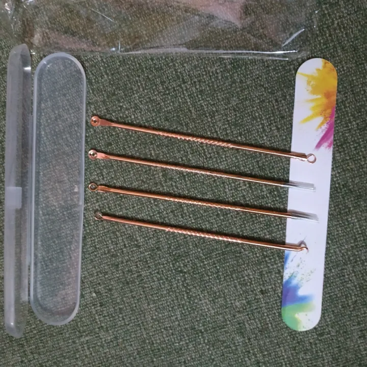 4%20Pcs%20Set%20Stainless%20Steel%20Extractor%20Blackhead%20Remover%20Needles%20Acne%20(4%20Pcs/Box)%20-%20Black%20Head%20Remover%20-%20Image%203