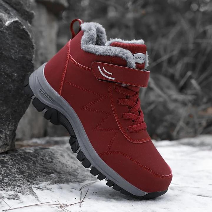 Winter%20Men%20Boots%20Plush%20Leather%20Waterproof%20Sneakers%20Climbing%20Shoes%20Unisex%20Men%20Women%20Outdoor%20Non-slip%20Warm%20Hiking%20Ankle%20Boot%20BunnyGarden%20-%20Image%204
