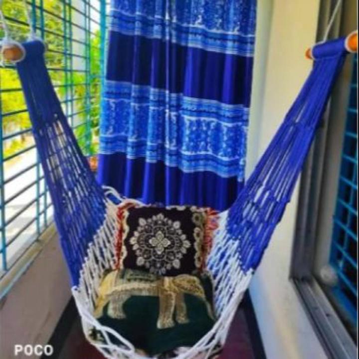 হাতে তৈরি দুলনা এবং কাঠের হ্যান্ডেল 2 পিস (এলোমেলো রঙের ডোলনা) - dolna