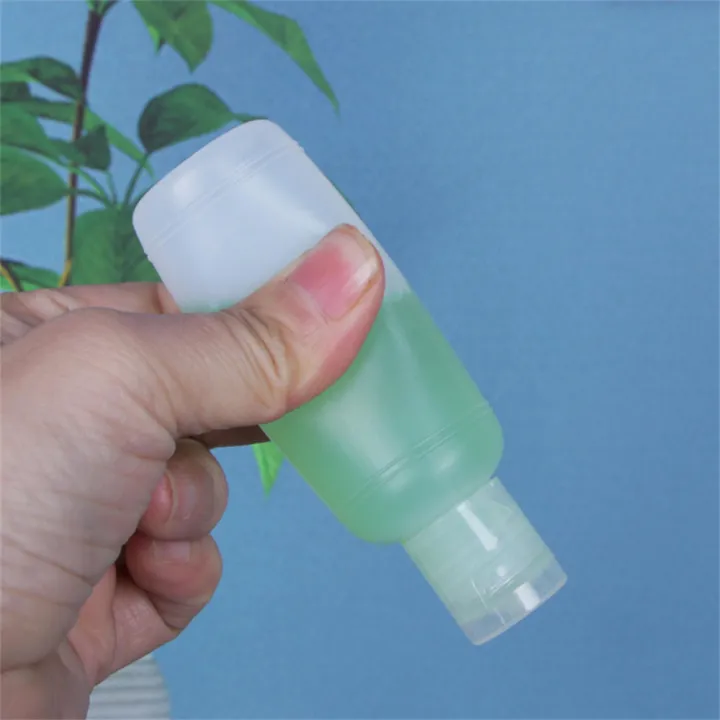 Leak-proof%20Travel%20Bottle%20Lightweight%20Mini%20Size%20Transparent%20Cosmetic%20Container%20Portable%20Multi-capacity%20%20Jar%20for%20Travel%20Personal%20Care%20Toiletry%20Kit%20Makeup%20Users%20Shampoo%20Dispensing%20-%20Image%203