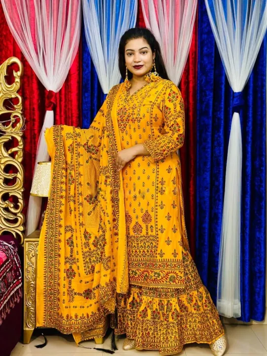 Readymade%20%20Stylish%20And%20Comfortable%20Made%20By%20Lilen%20%20Fabric%20Ghararah%20Three%20Piece%20For%20Women%20-%20Image%204