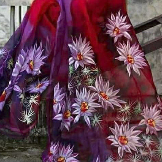Exclusive%20Designer%20Hand%20Print%20Half%20Silk%20Saree%20for%20women%20-%20Image%203