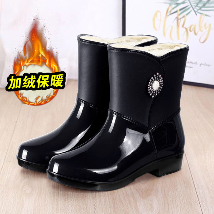 New%20Fleece-Lined%20Warm%20Rain%20Boots%20Women's%20Fashion%20Waterproof%20Non-Slip%20Kitchen%20Work%20Rubber%20Shoes%20Mid-Calf%20Rain%20Boots%20Women's%20Rain%20Shoes%20Summer%20-%20Image%203