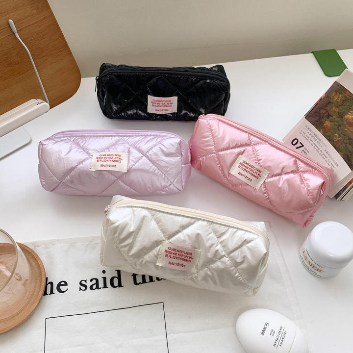 Spacious Stationery Organizer Compact Portable Zippered Portable Storage Bag Cosmetic Bag for Student Gift School Supplies Office Use Art Storage Desk Organizer