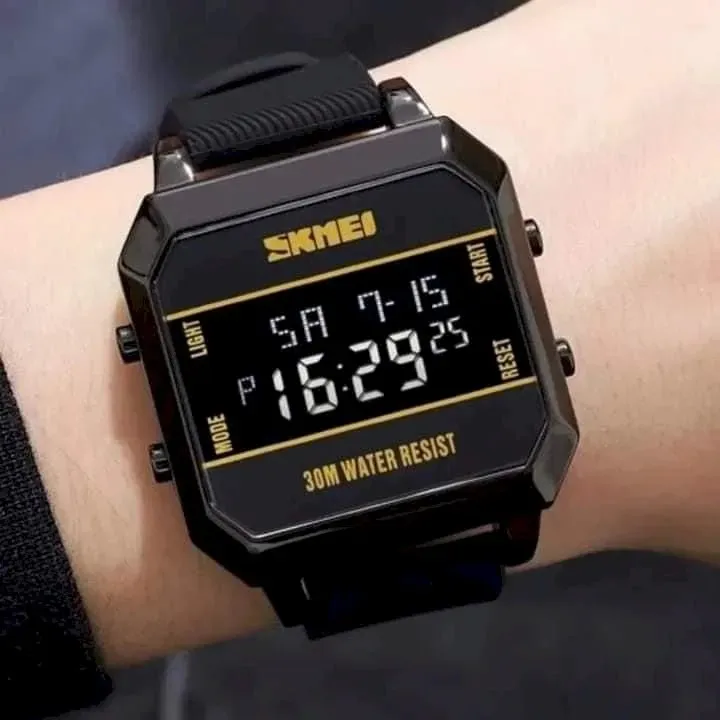 SKMEI%20848%20Men's%20Digital%20Sport%20Watch,%20Big%20Number%20Easy%20To%20Read%20Countdown%20Timer%20Male%20Wristwatches%20-%20Image%206