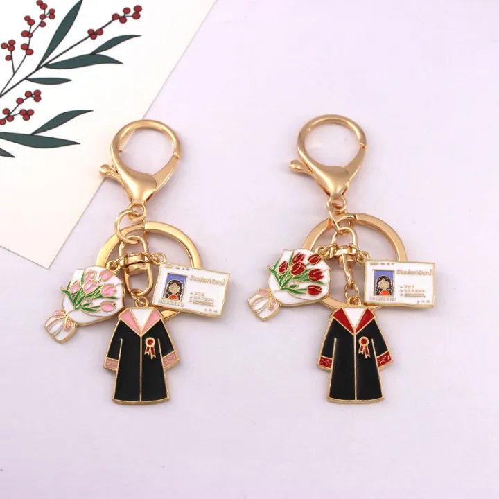 Simple%20Creative%20Personalized%20Graduation%20Keychain%20Classic%20Unisex%20Academic%20Dress%20Pendant%20Students%20Souvenir%20Graduation%20Season%20Gifts%20-%20Image%205