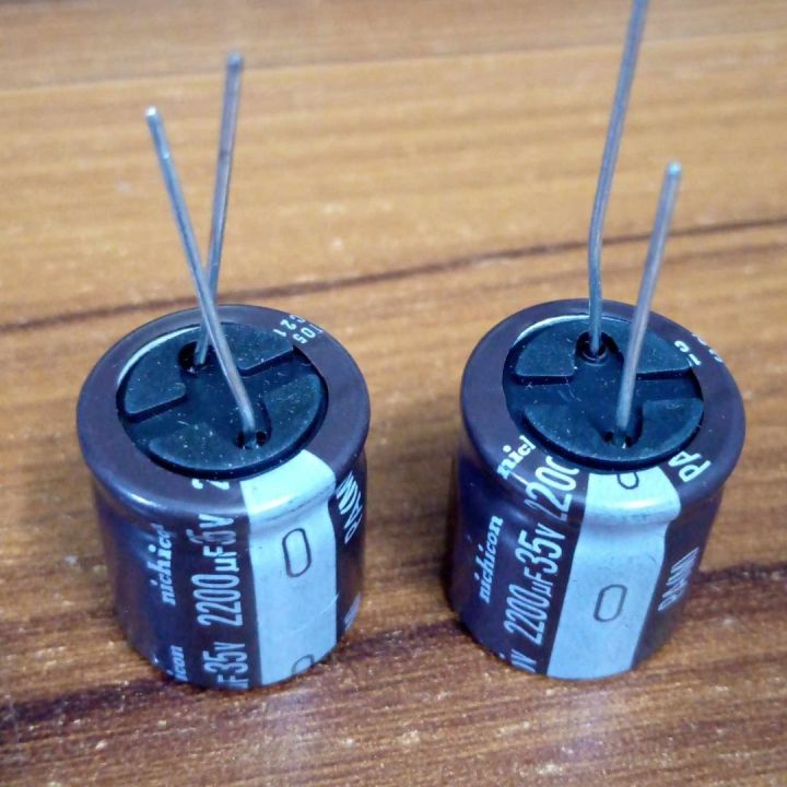 5PCS%20-%202200uF%2035V%20Capacitor%20RADIAL%20Electrolytic%20Capacitor%20-%20Image%204