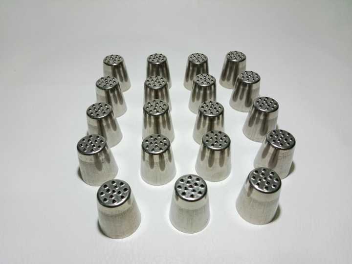 Stainless%20Steel%20Cake%20Decorating%20universal%20baking%20grass%20nozzle%20-%20Image%207