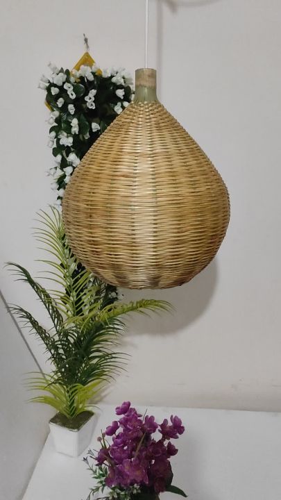 Bamboo%20Made%20Ceiling%20Hanging%20Lampshade%20-%20Image%204