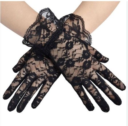 Net%20hand%20gloves%20and%20socks%20for%20woman%20-%20Image%203