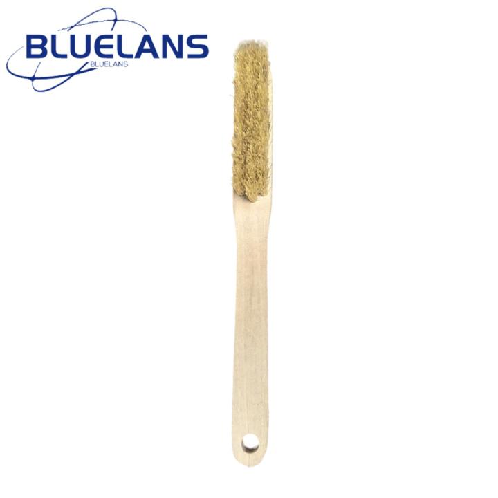 Multifunctional Climbing Tool Premium 2-in-1 Rock Climbing Brush with Beech Wood Handle Eco-friendly Boar Hair Bristles for Bouldering Callus Removal Top Choice for Climbers Soft Bristle Climbing
