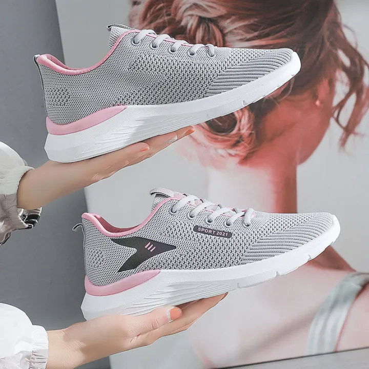 Women's%20Flying%20Woven%20Sneakers%202024%20New%20Breathable%20Casual%20Shoes%20Fashion%20Korean%20Version%20Running%20Tide%20Shoes%20Foreign%20Trade%20Wholesale%20Women's%20Shoes%20-%20Image%204