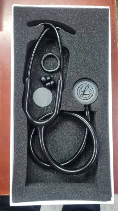 3M%20Littmann%C2%AE%20Classic%20%7C%7C%7C%E2%84%A2%20Stethoscope%20-%20Image%203