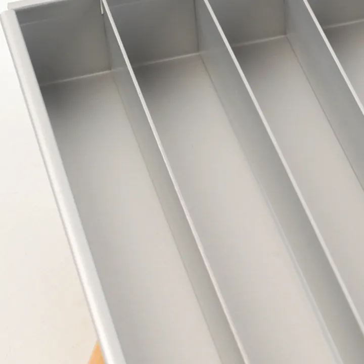 Battenberg%20Battenberg%20Cake%20Pan,%20Commercial%20Weight%20Anodised%20Aluminium,%20%20B%20-%20Image%206