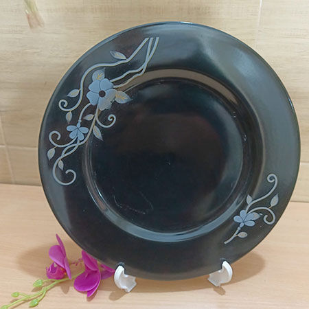 Exclusive%20Black%20beauty%20dinner%20plate%20%20and%20half%20plate%20-%20Image%208